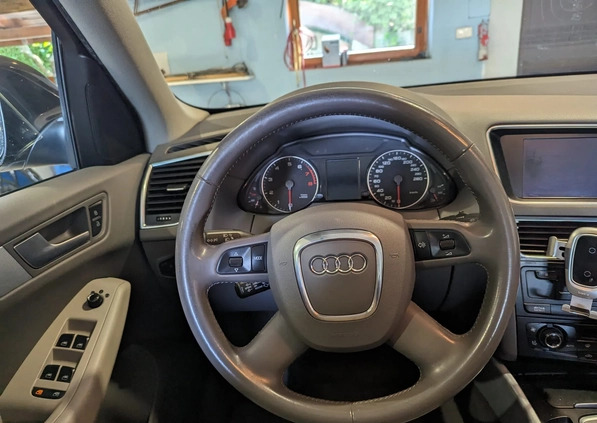 Audi Q5 cena 61900 przebieg: 144000, rok produkcji 2012 z Biała małe 56